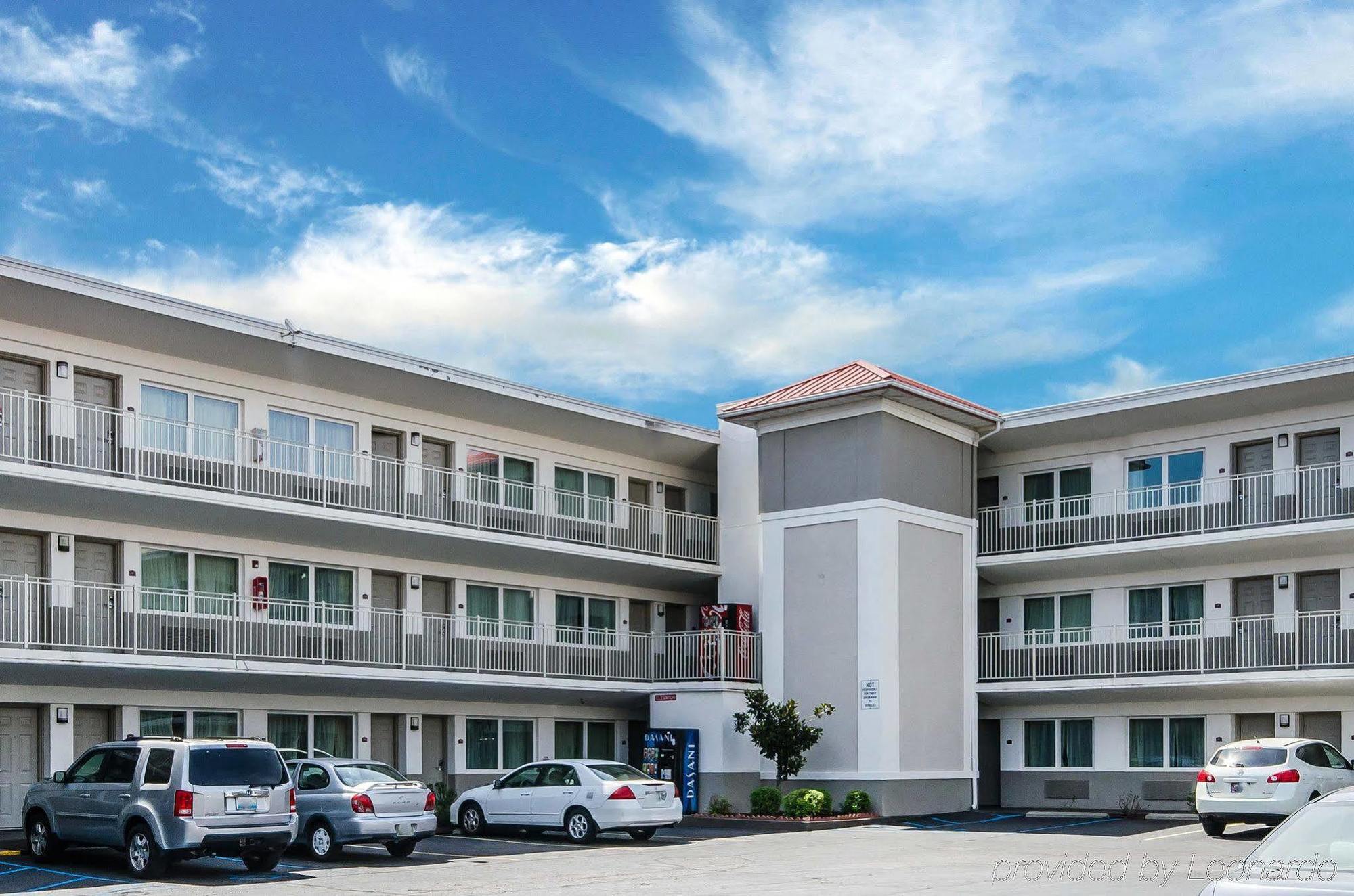 Econo Lodge Downtown Louisville Exterior photo