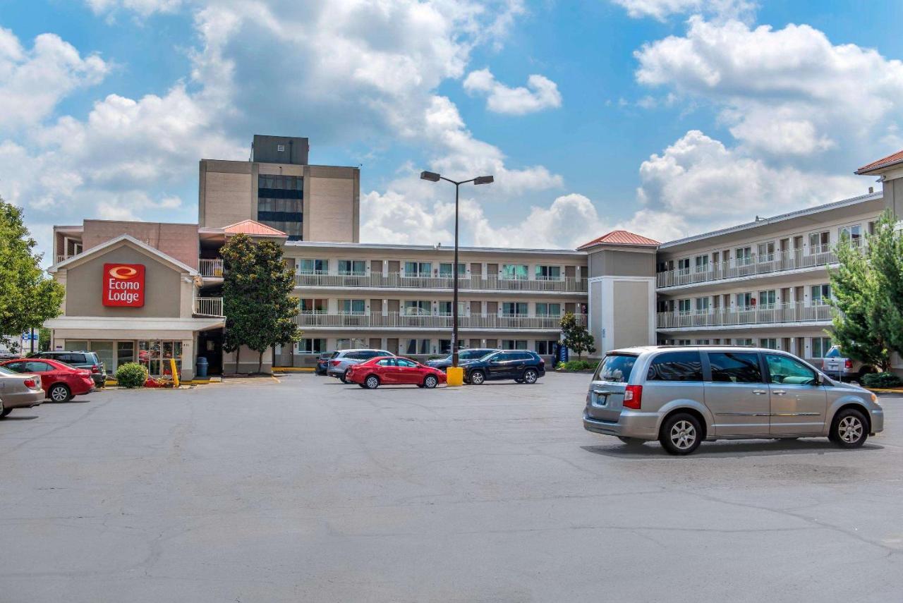 Econo Lodge Downtown Louisville Exterior photo